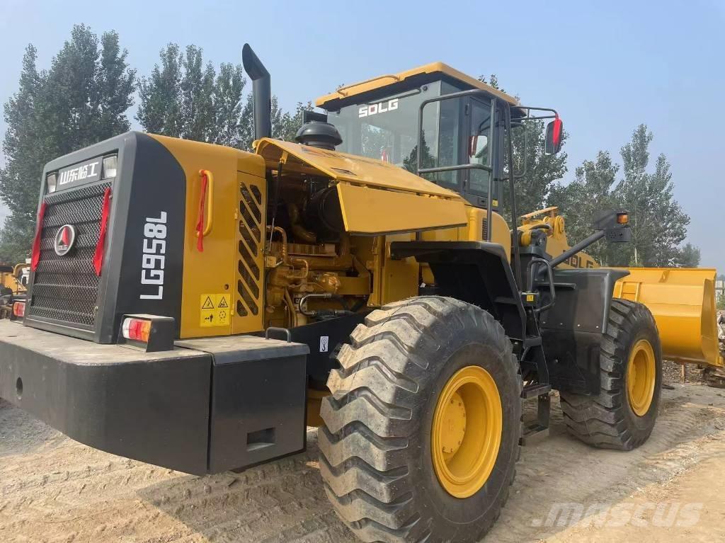 SDLG LG 958 F Колесни товарачи