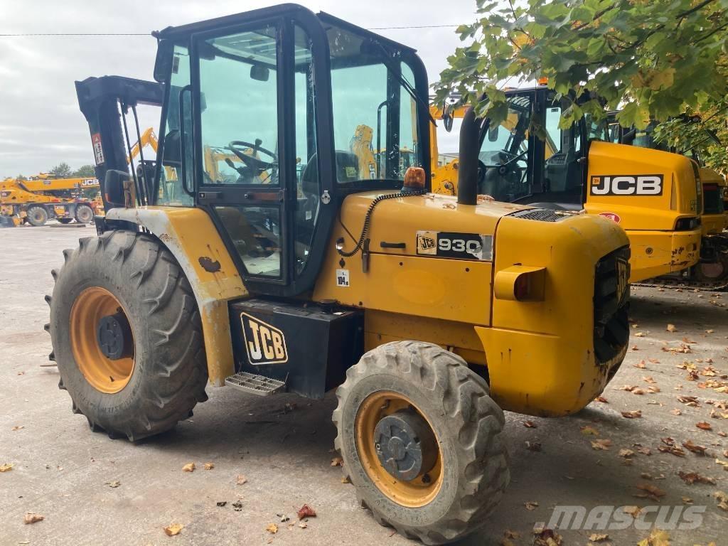JCB 930-4 Камиони за херавни местности