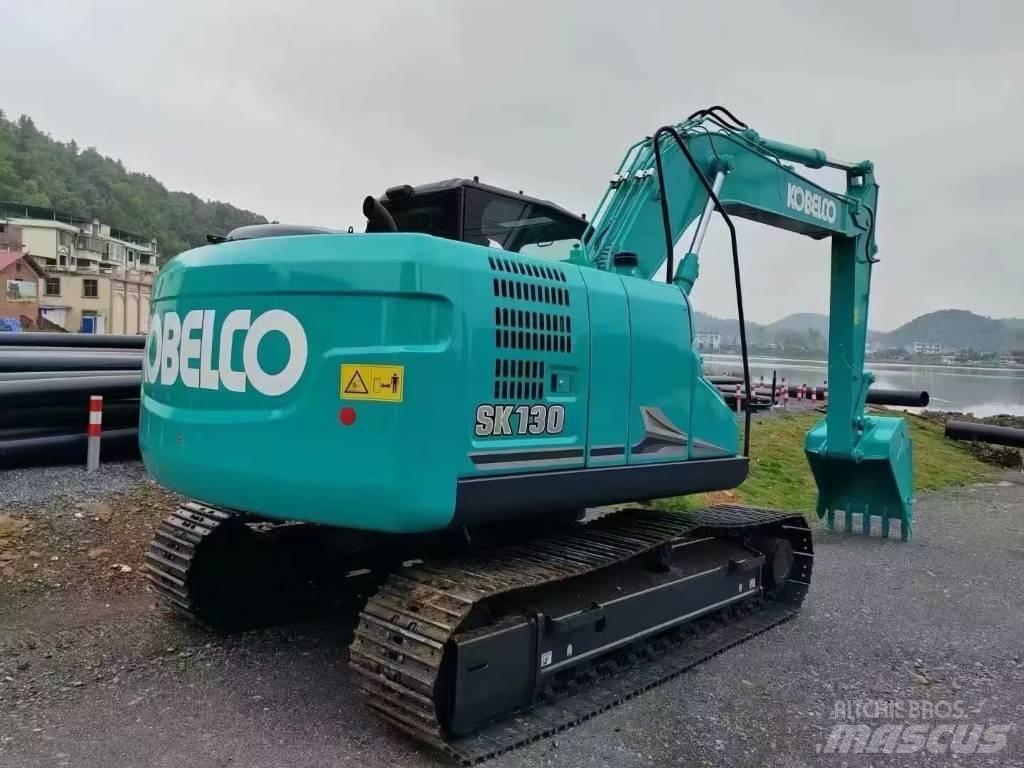 Kobelco SK130-11 Средни екскаватори 7т - 12т