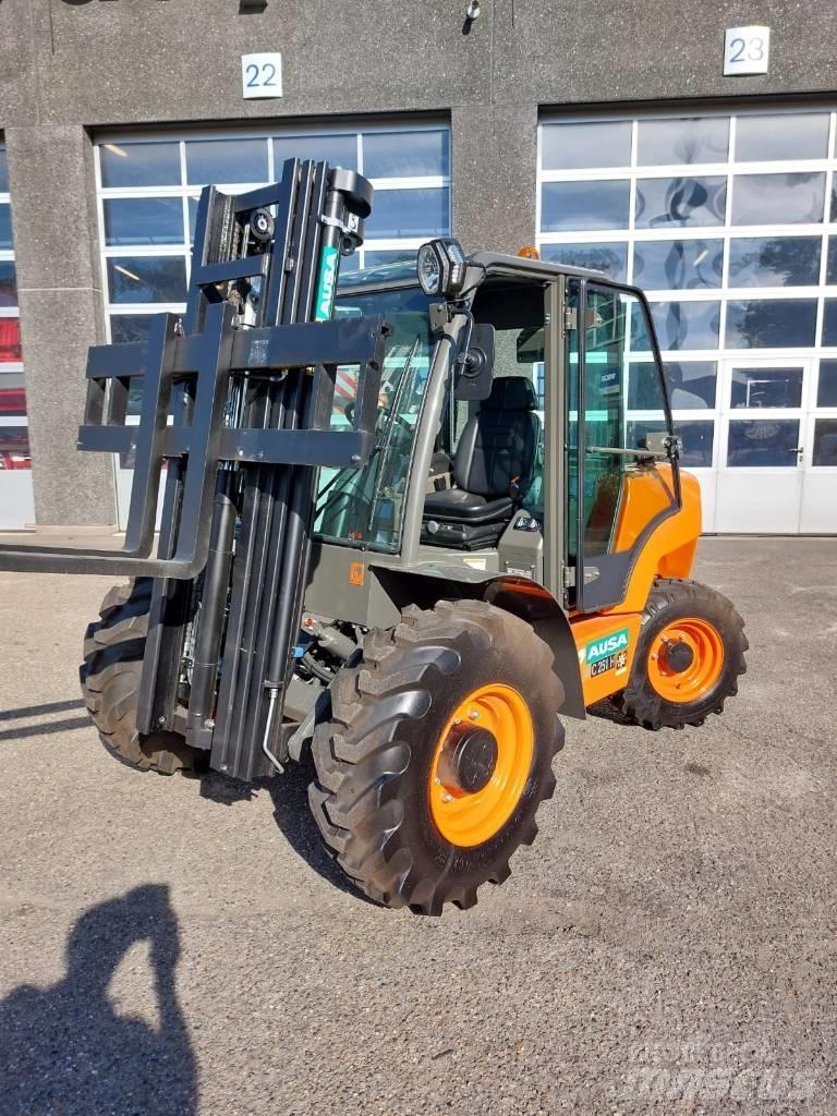 Ausa C 251 H x4 Камиони за херавни местности
