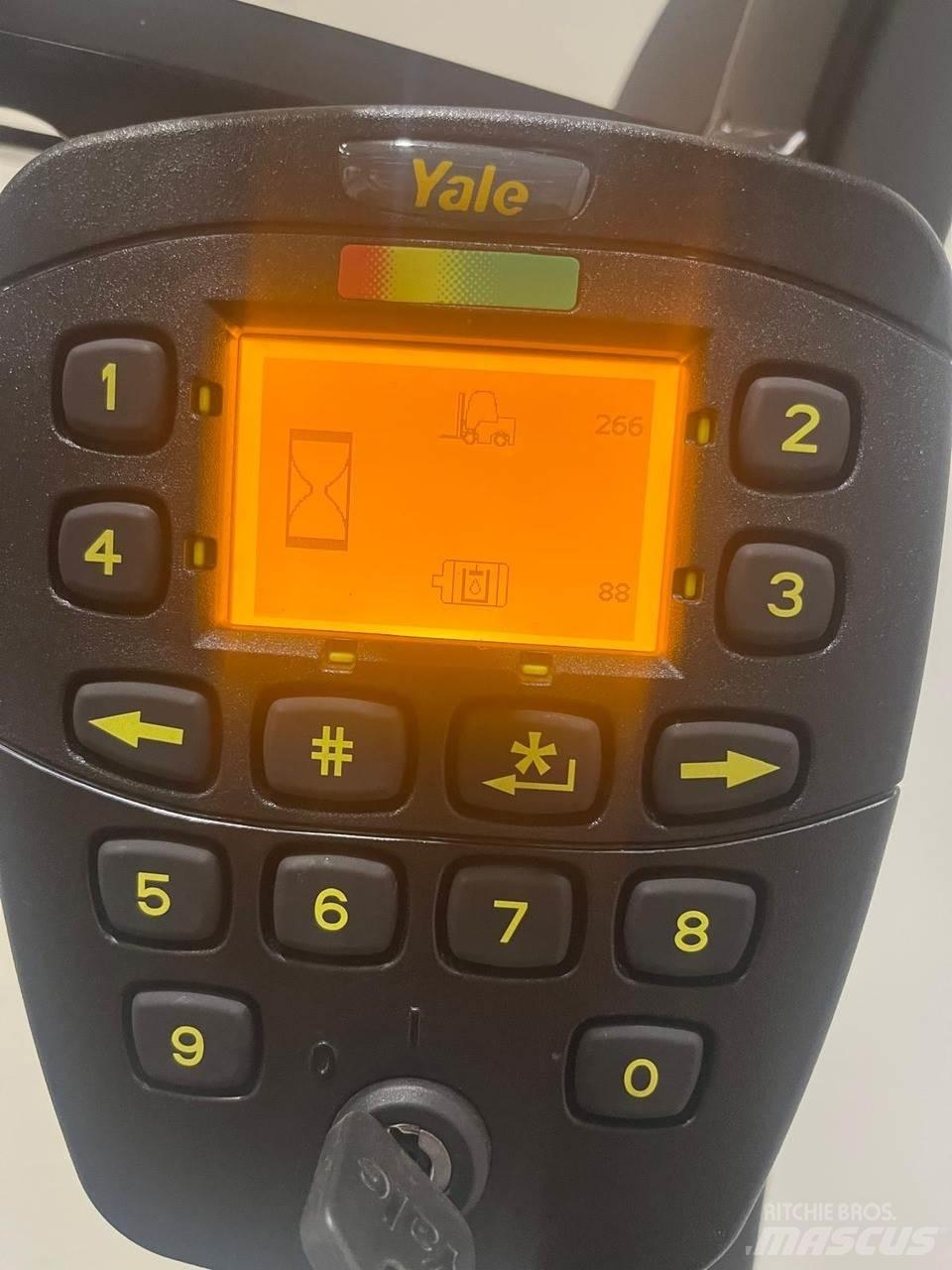Yale ERP18VT Електрически вилични кари-повдигачи