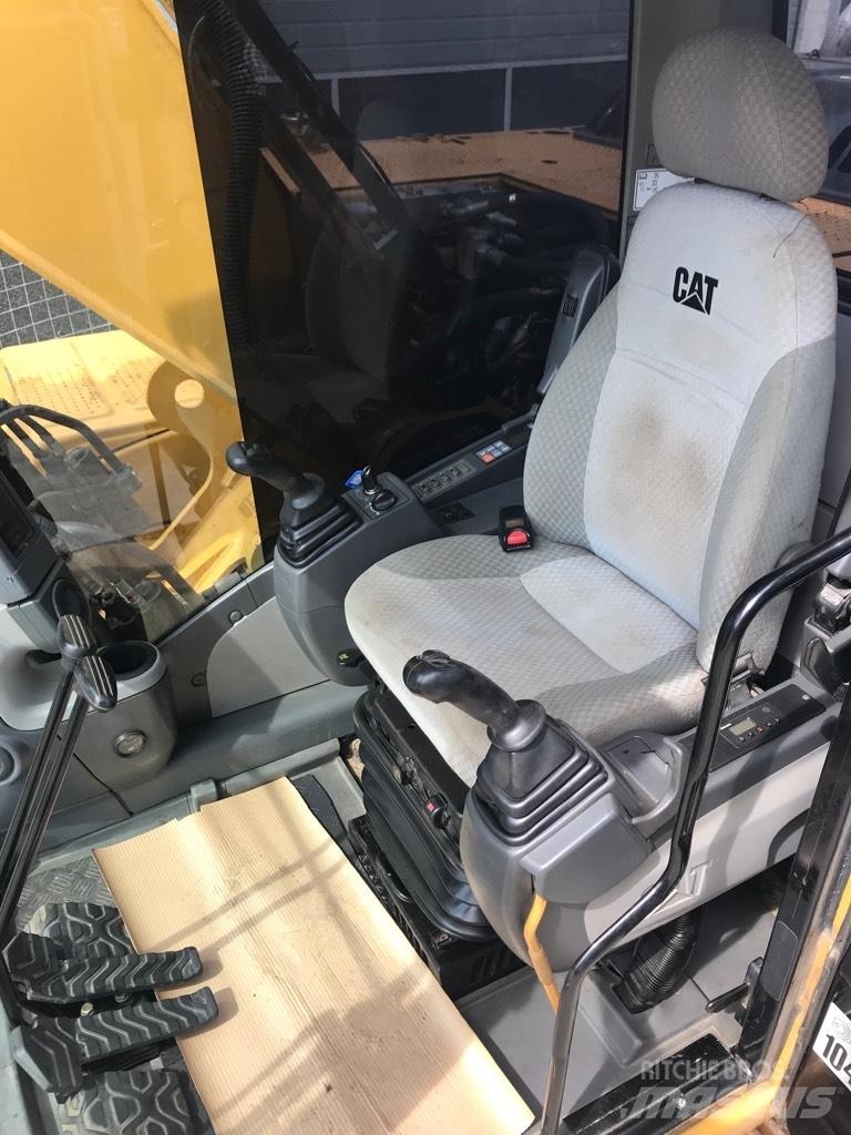 CAT 324D Верижен екскаватор