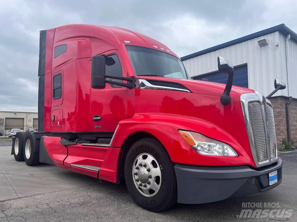 Kenworth T 680 Влекачи