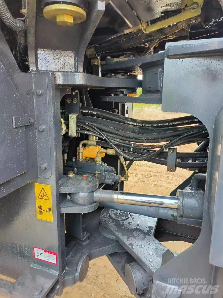 LiuGong CLG 856 H Колесни товарачи