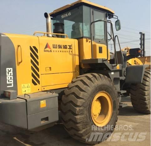 SDLG 953 Колесни товарачи