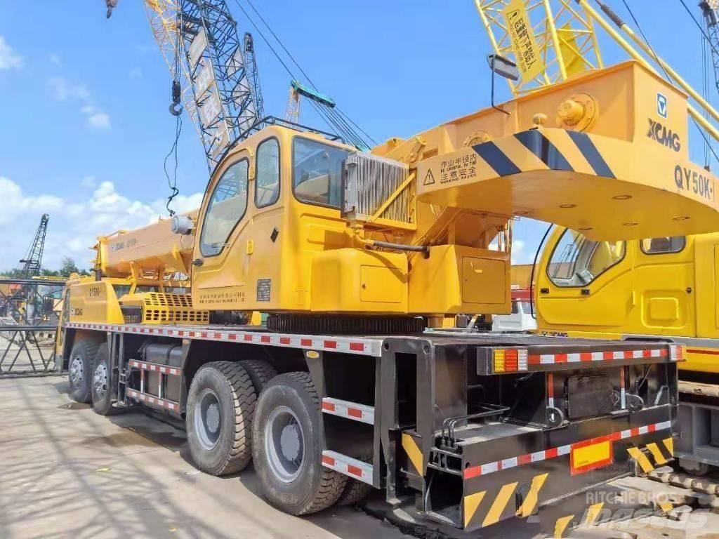 XCMG 50 Верижни кранове
