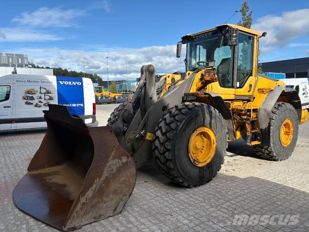 Volvo L110F Колесни товарачи