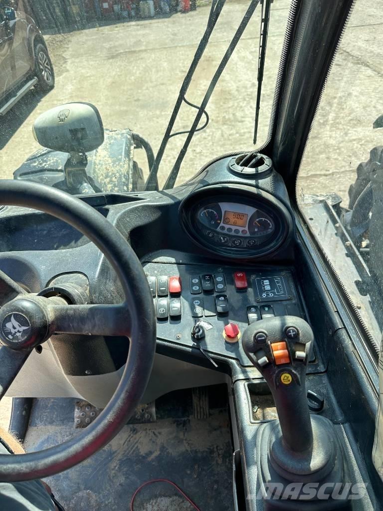 Bobcat TL 30.60 Телескопични товарачи