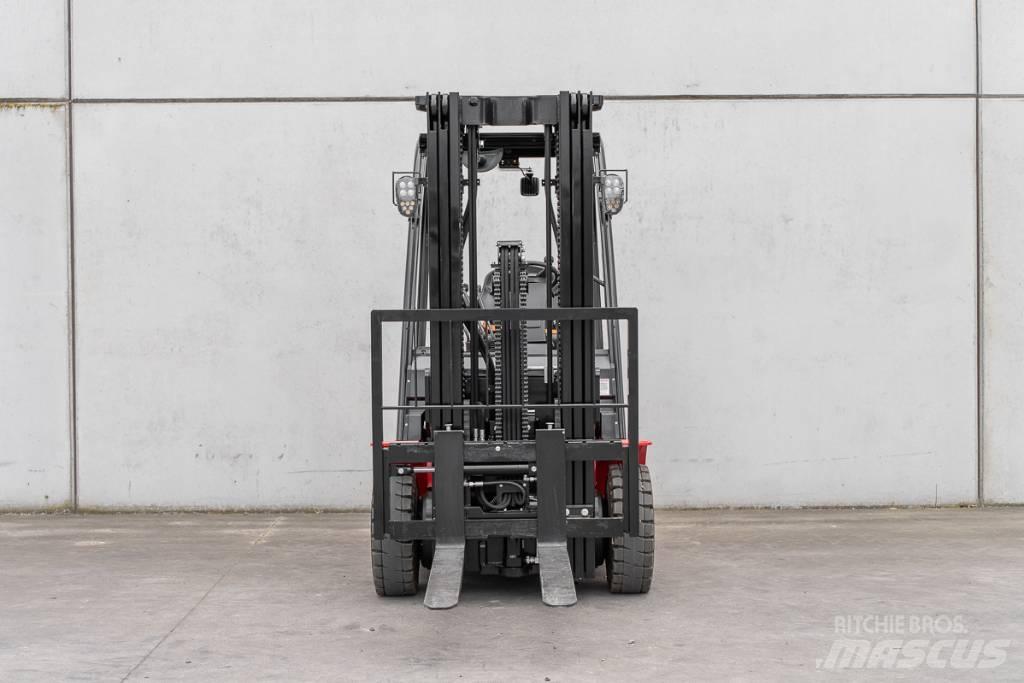 Manitou ME 425 Електрически вилични кари-повдигачи