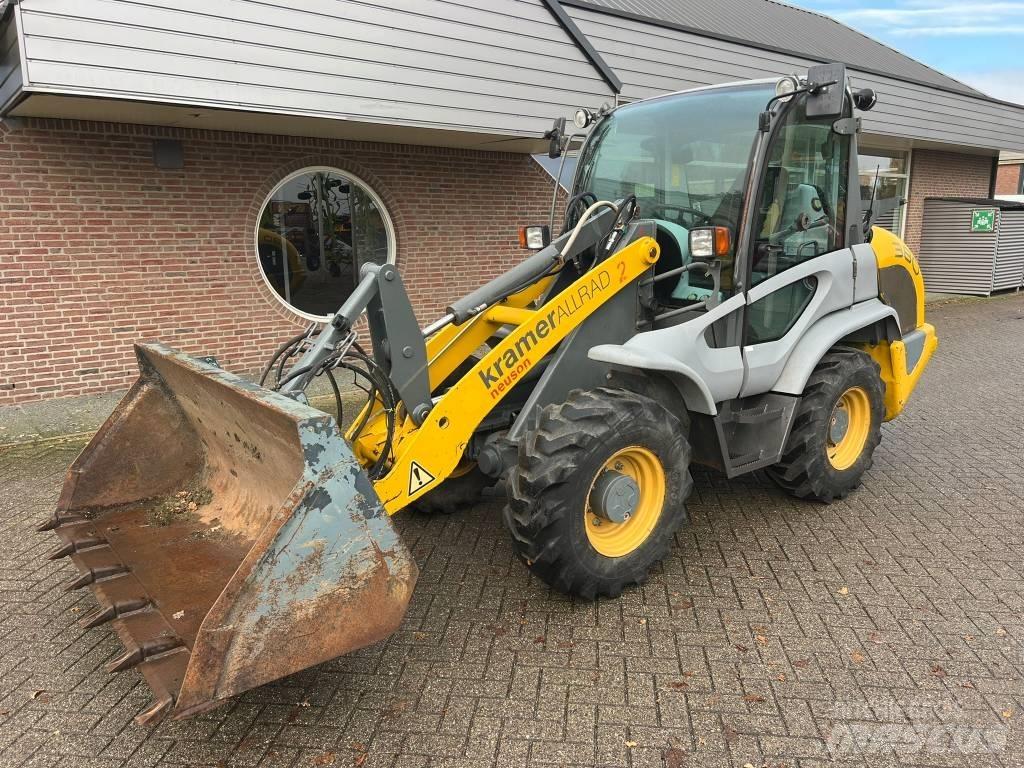 Kramer 380 shovel Колесни товарачи