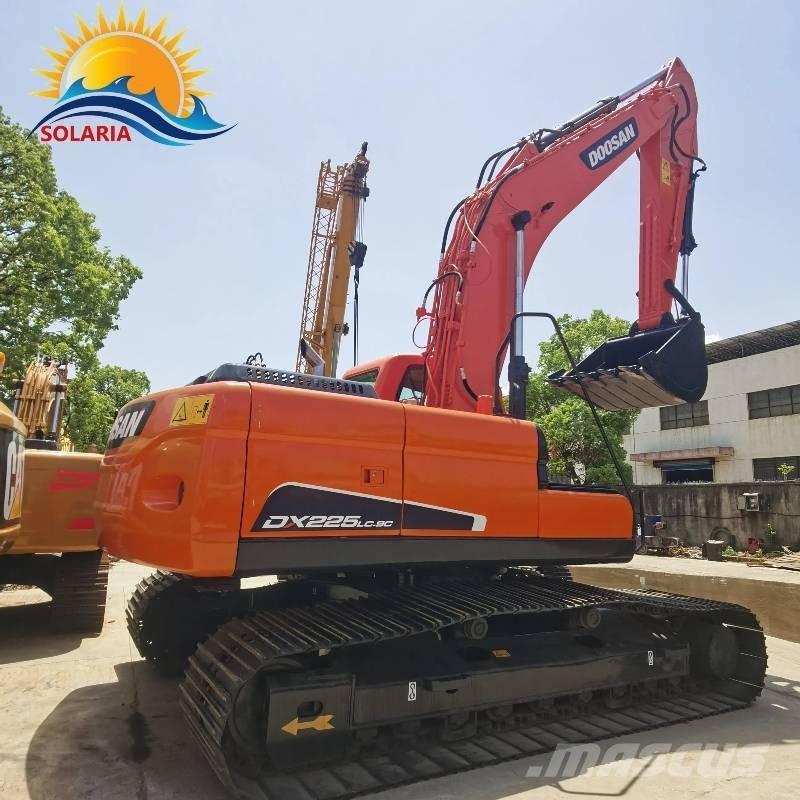 Doosan DX 225 LC Верижен екскаватор