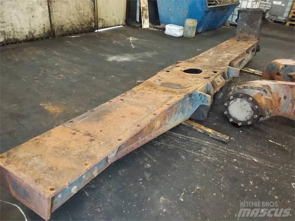 Valmet 840.2 Други компоненти