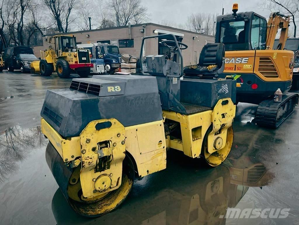 Bomag BW 100 AD-3 Двойни барабанни ролки
