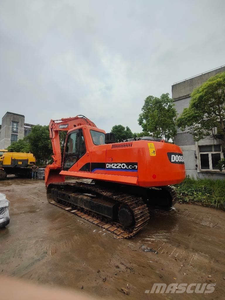 Doosan 220 LC-7 Верижен екскаватор