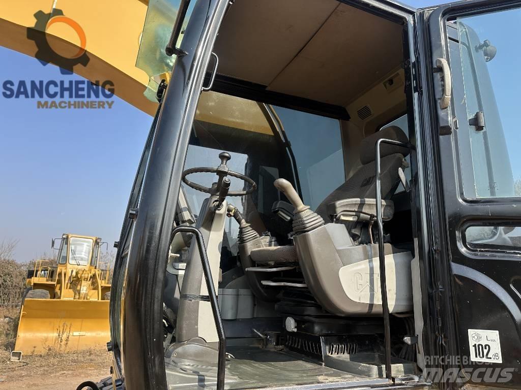 CAT M320D Колесни екскаватори