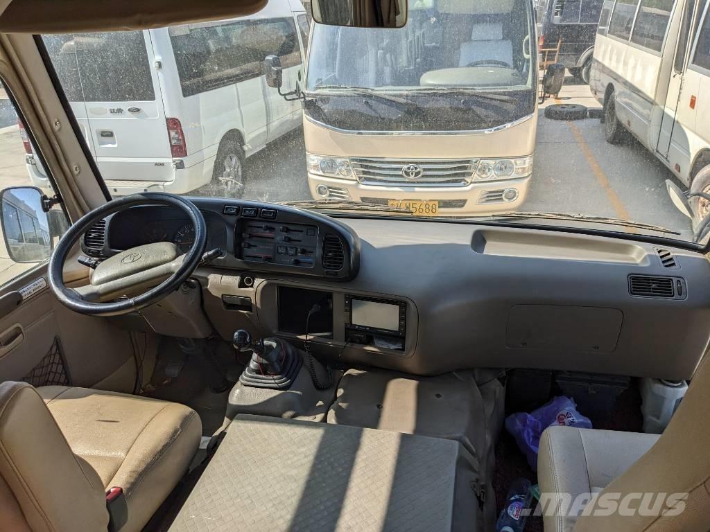 Toyota Coaster Bus Мини бусове