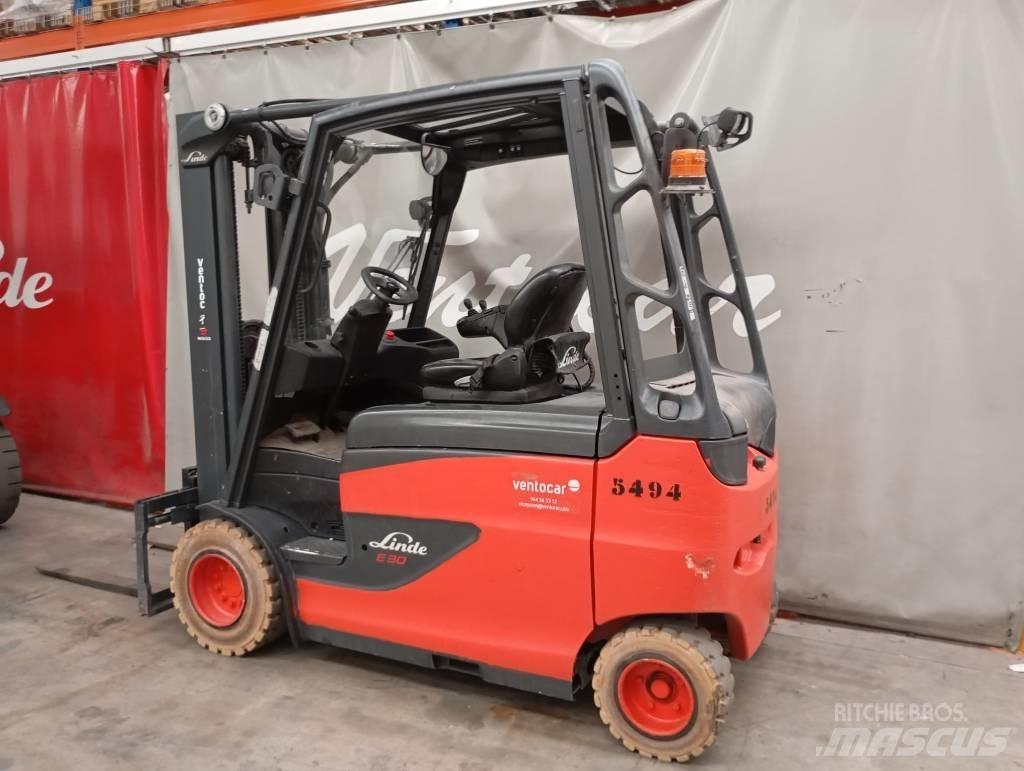 Linde E 30 Електрически вилични кари-повдигачи