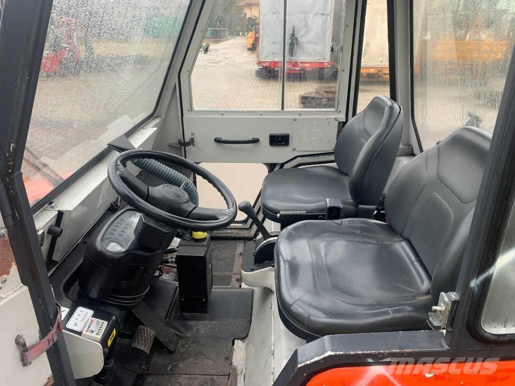 Toyota 2TG20 V-3878 Летищно оборудване