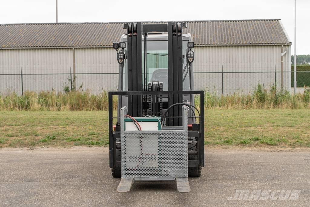 Manitou ME 450 Електрически вилични кари-повдигачи