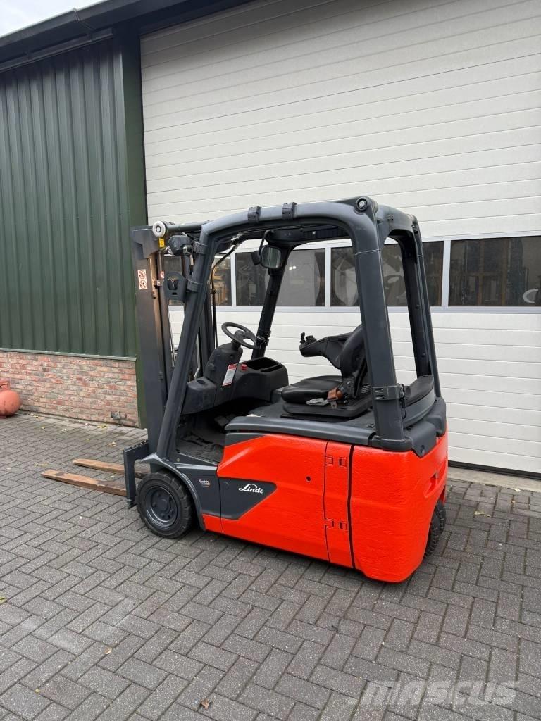 Linde E16-02 Електрически вилични кари-повдигачи