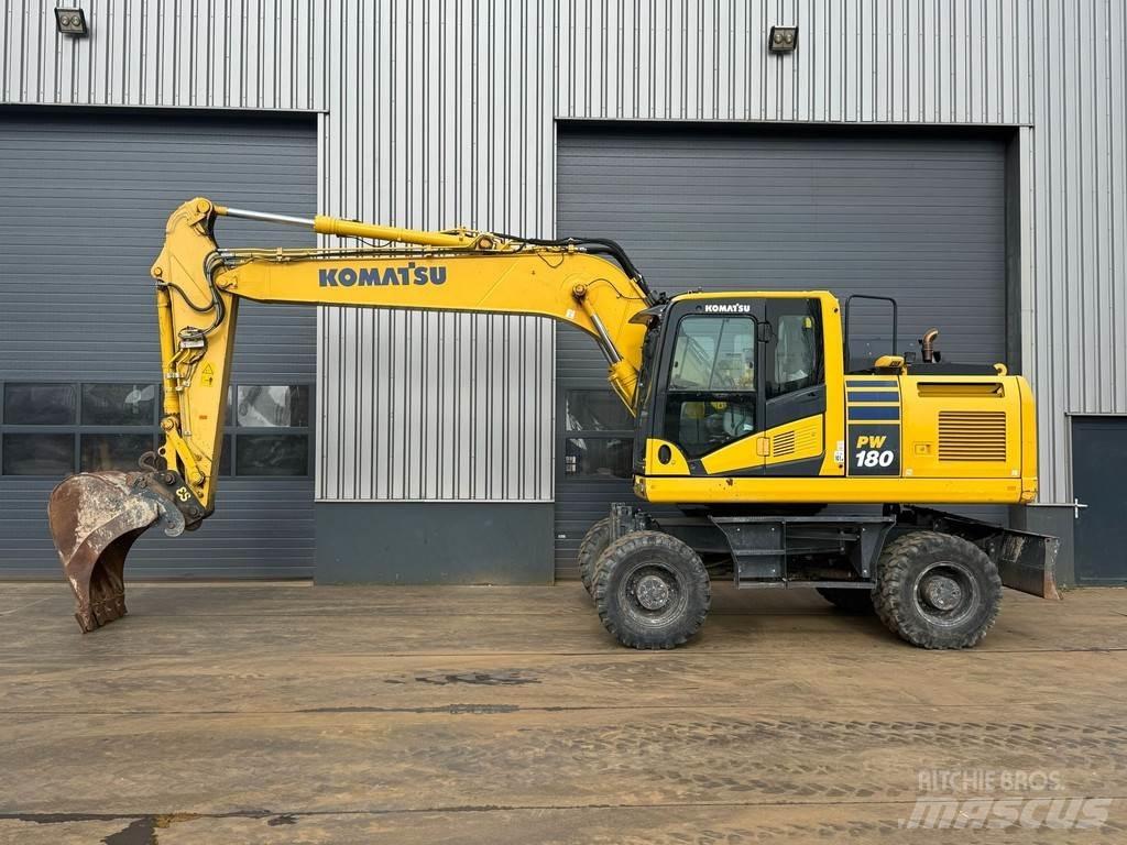 Komatsu PW180-11 Колесни екскаватори