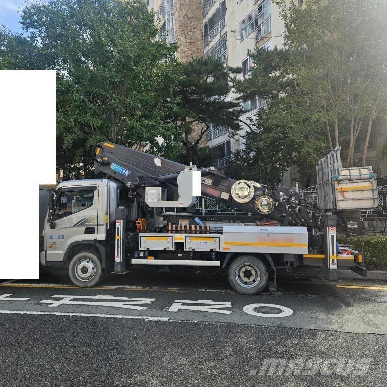 Horyong SKY320 Моторизирани платформи с талига