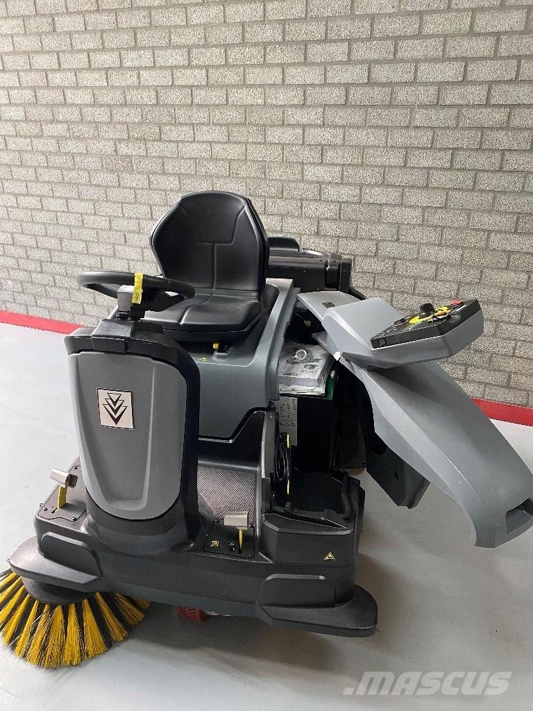 Kärcher KM 105/100 R Автоматични метачки с четки