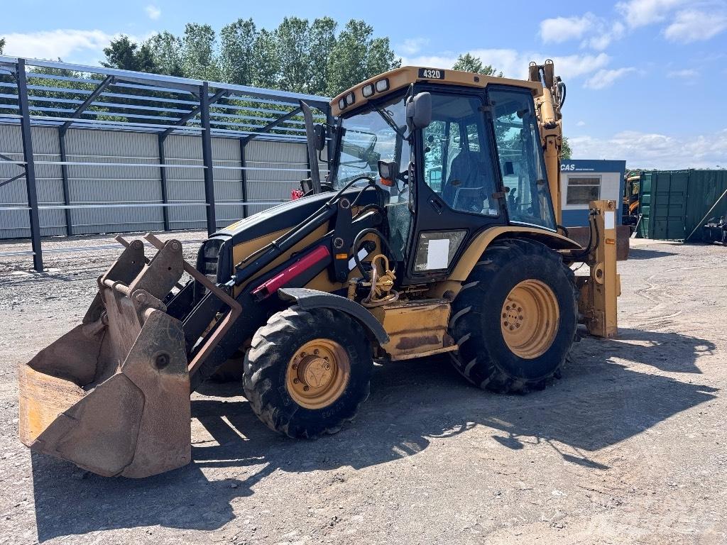 CAT 432 D Товарач със заден ексватор