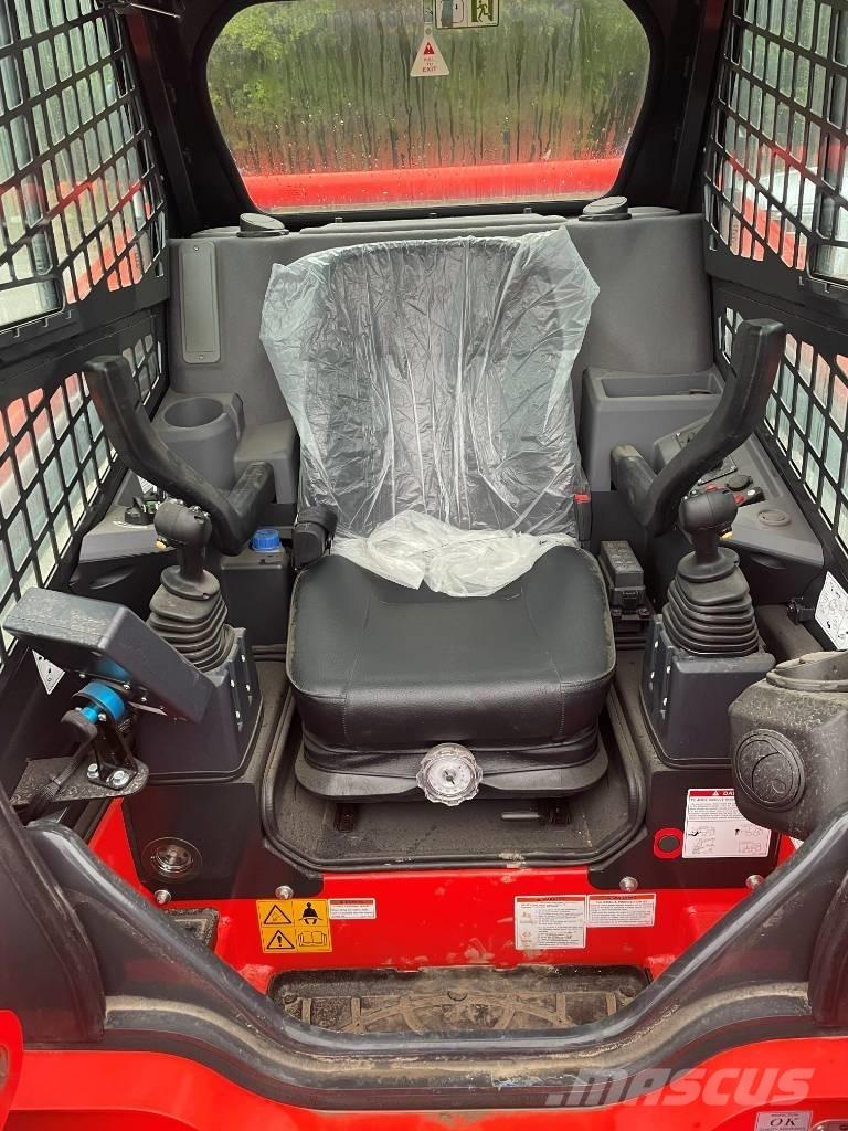Kioti SL750 Мини товарачи
