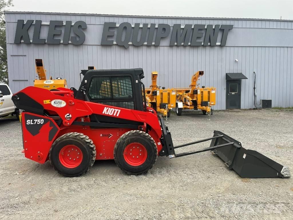 Kioti SL750 Мини товарачи

