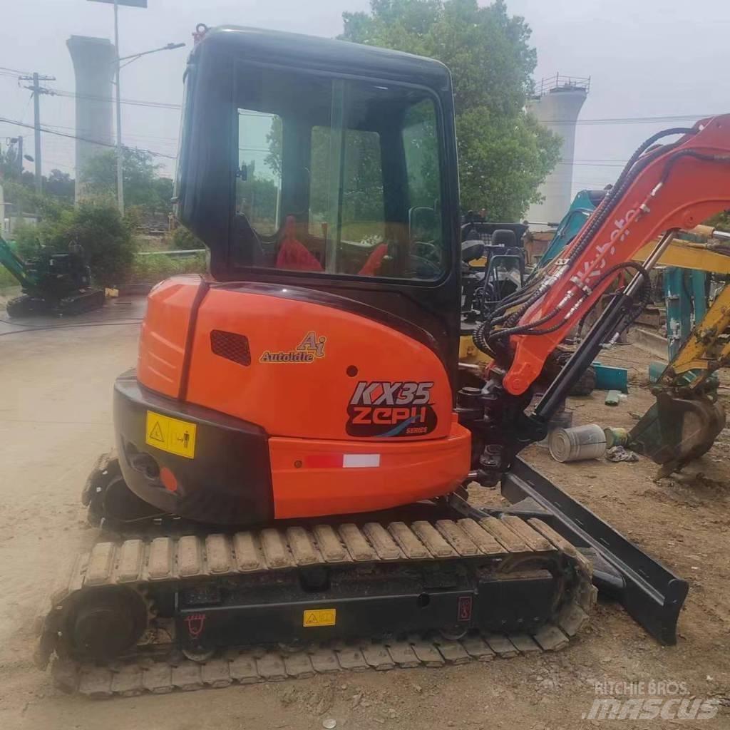 Kubota U 35 Мини екскаватори < 7 т