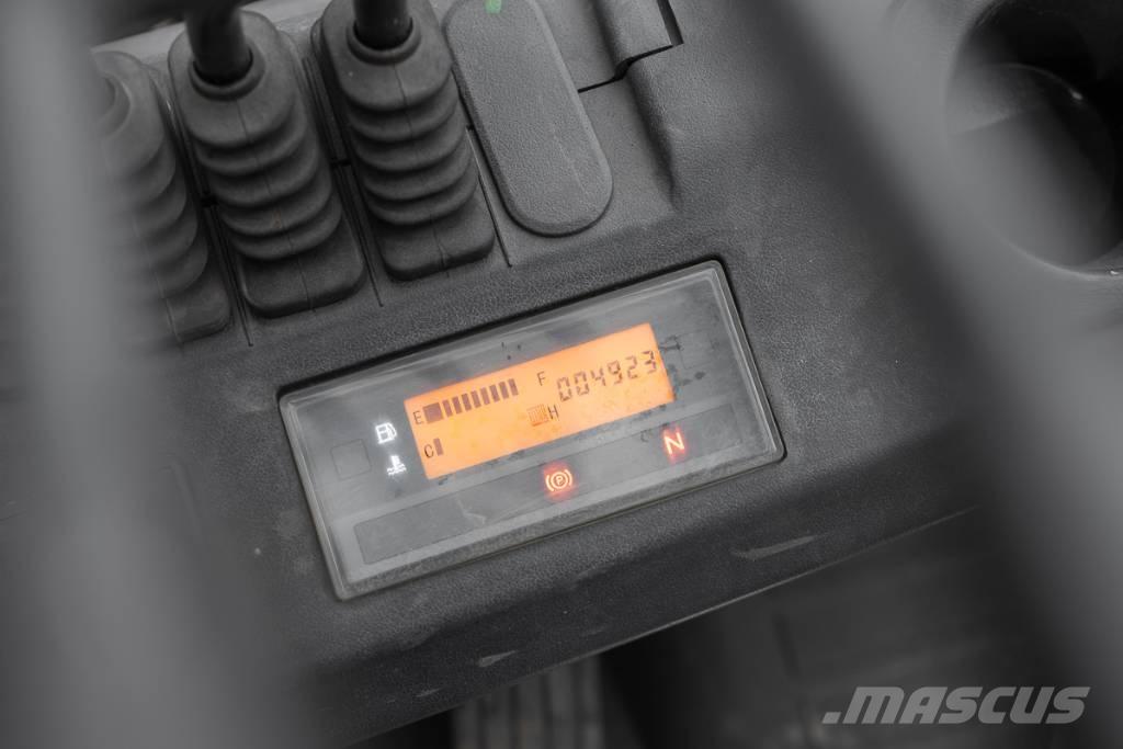 Manitou MI 30 D Дизелови камиони
