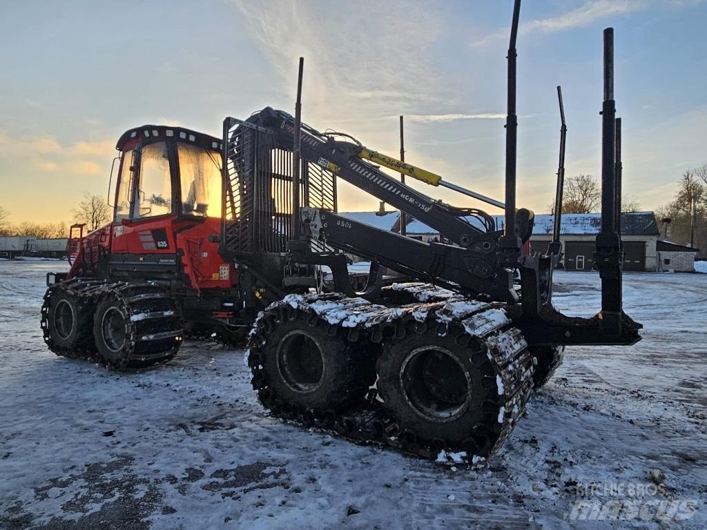 Komatsu 835 Форуардери