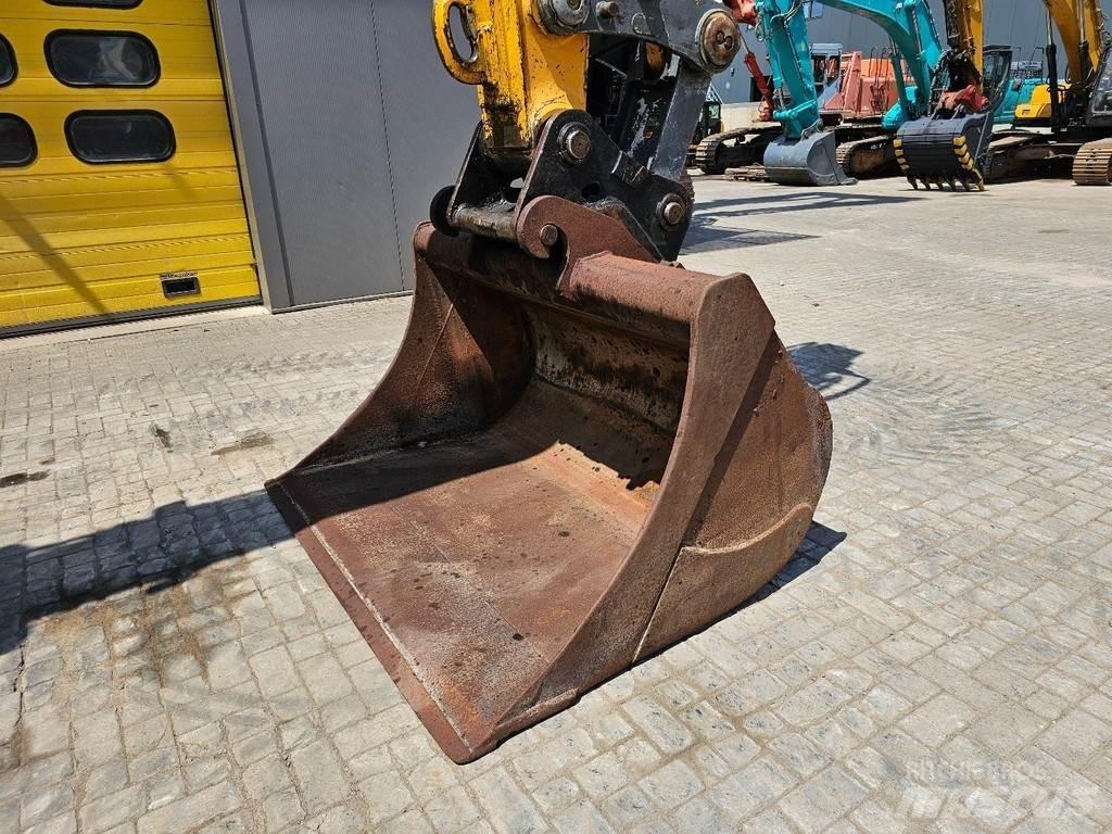 Liebherr 906 Верижен екскаватор