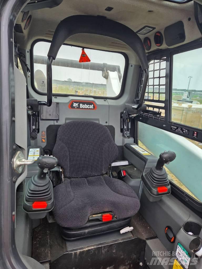 Bobcat T 76 Мини товарачи
