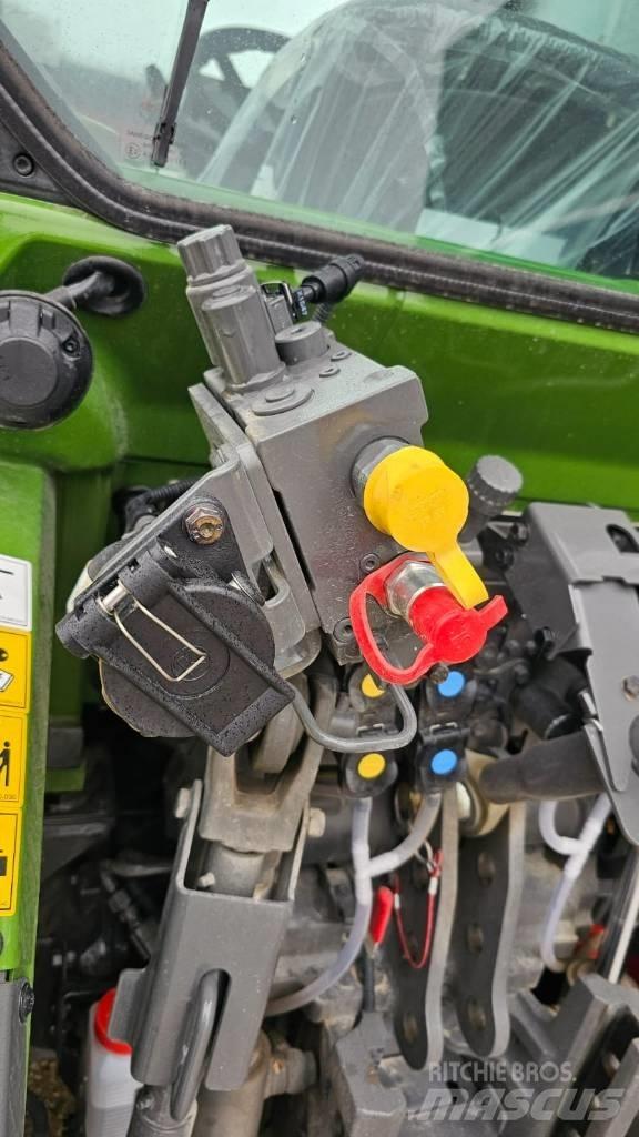 Fendt 210 Vario Трактори