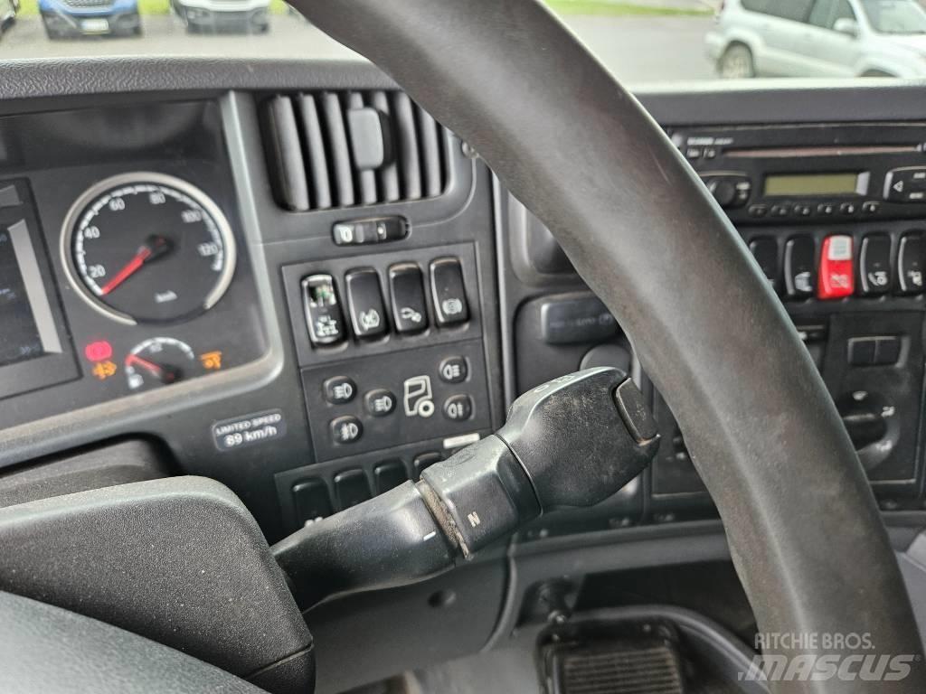 Scania G420 6x2*4 Автофургони