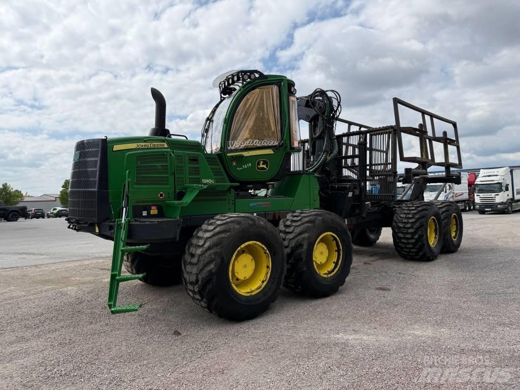 John Deere 1910G Форуардери