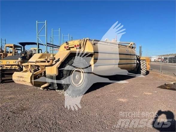 CAT 613C Цистерни за вода
