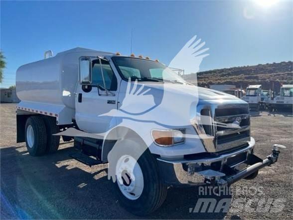 Ford F750 Цистерна