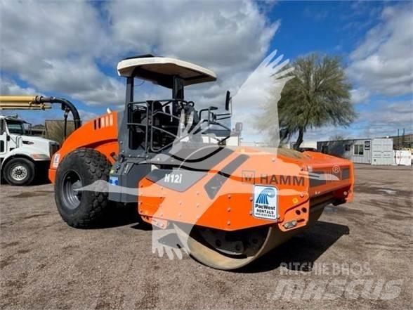 Hamm H12i Еднобарабанни ролки
