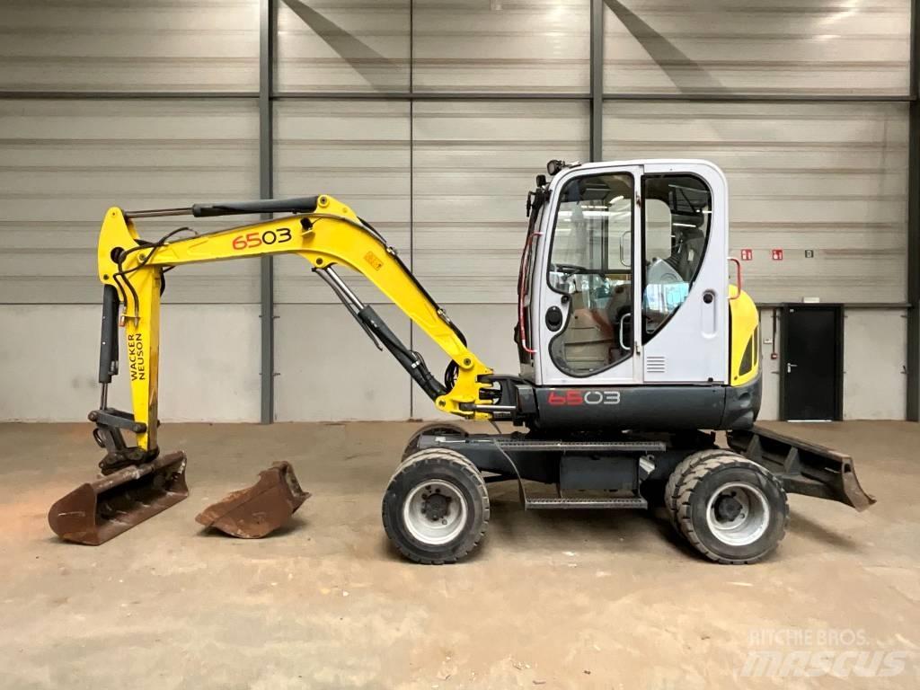 Neuson 6503 WD Колесни екскаватори