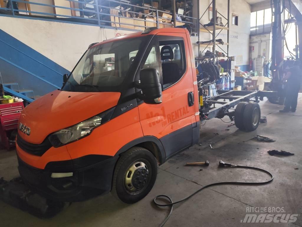 Iveco Daily 35-140 Автокранове