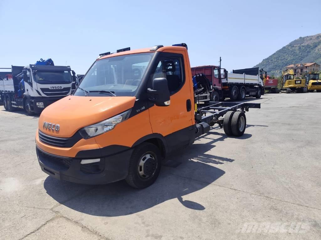 Iveco Daily 35-140 Автокранове