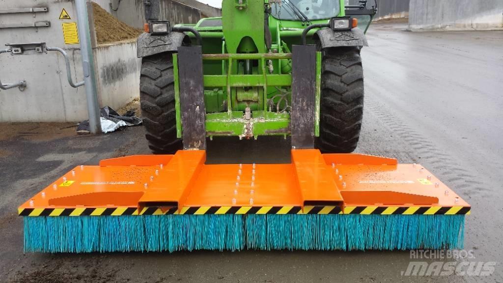 M3 Broom Sweeper SI Автоматични метачки с четки