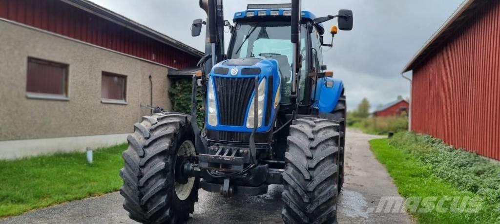 New Holland T 8040 Трактори