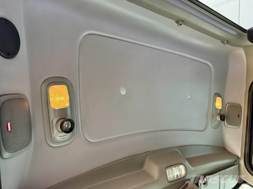 Peterbilt 389 Влекачи