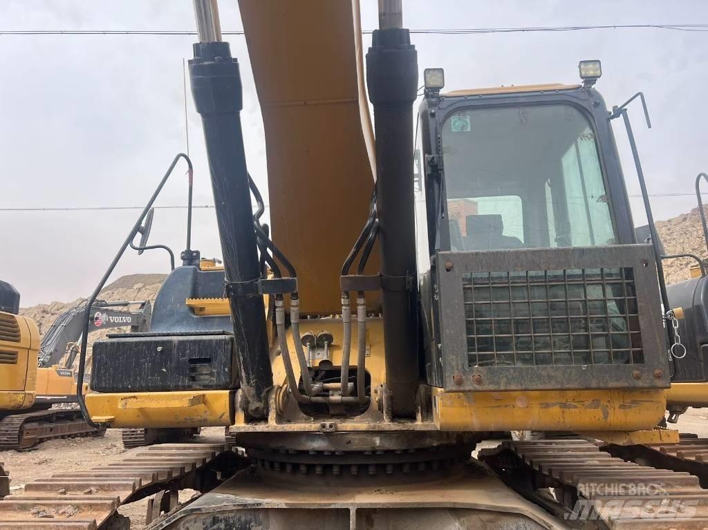 CAT 340 Верижен екскаватор