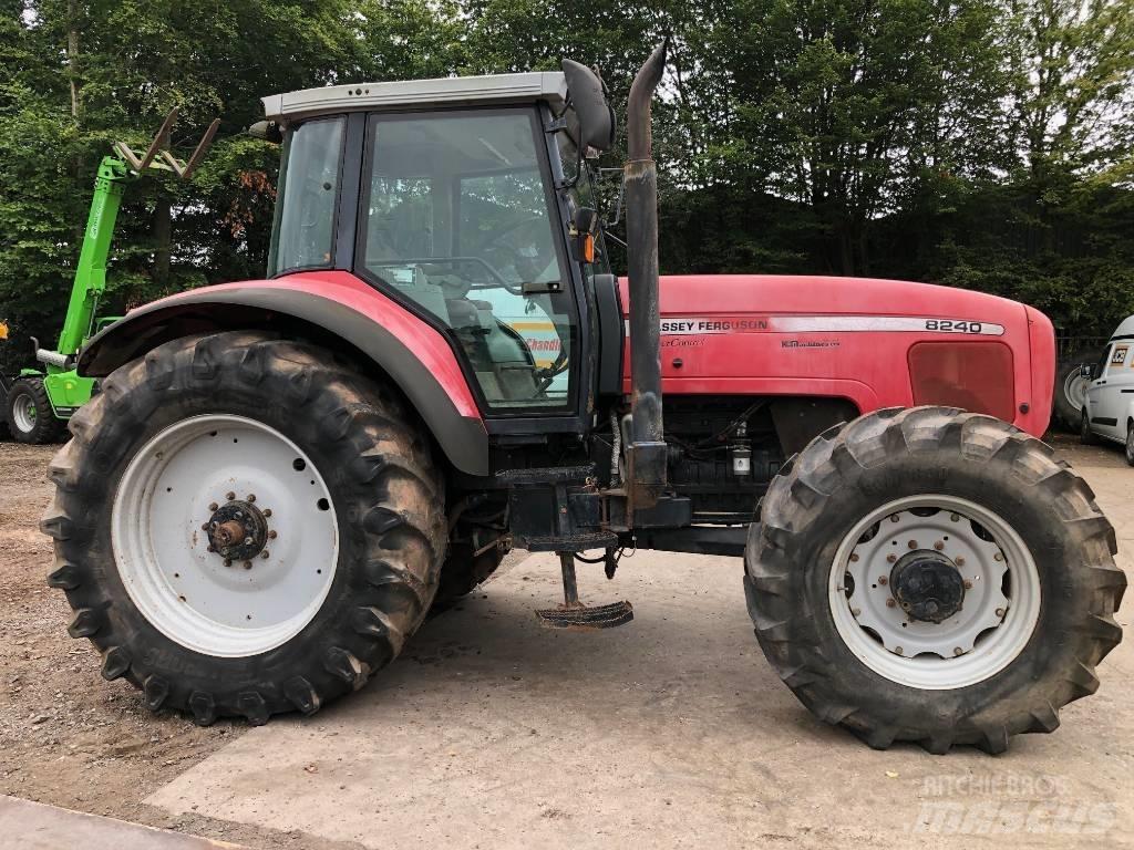 Massey Ferguson 8240 Трактори
