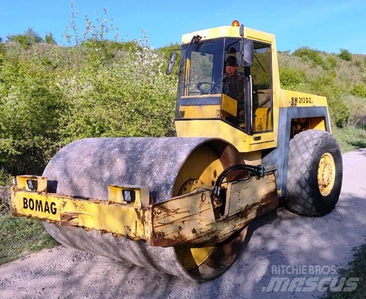 Bomag BW 213 Еднобарабанни ролки
